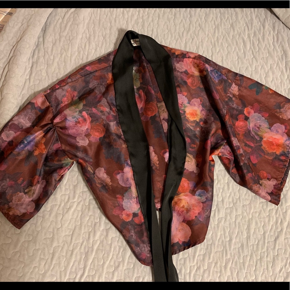 Urban outfitters cropped kimono